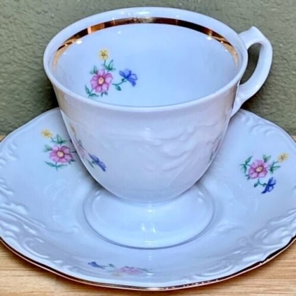 Wawel China • Floral Tea Cup & Saucer Set • Gold Trim • Made In Poland • Rare • - Picture 8 of 14